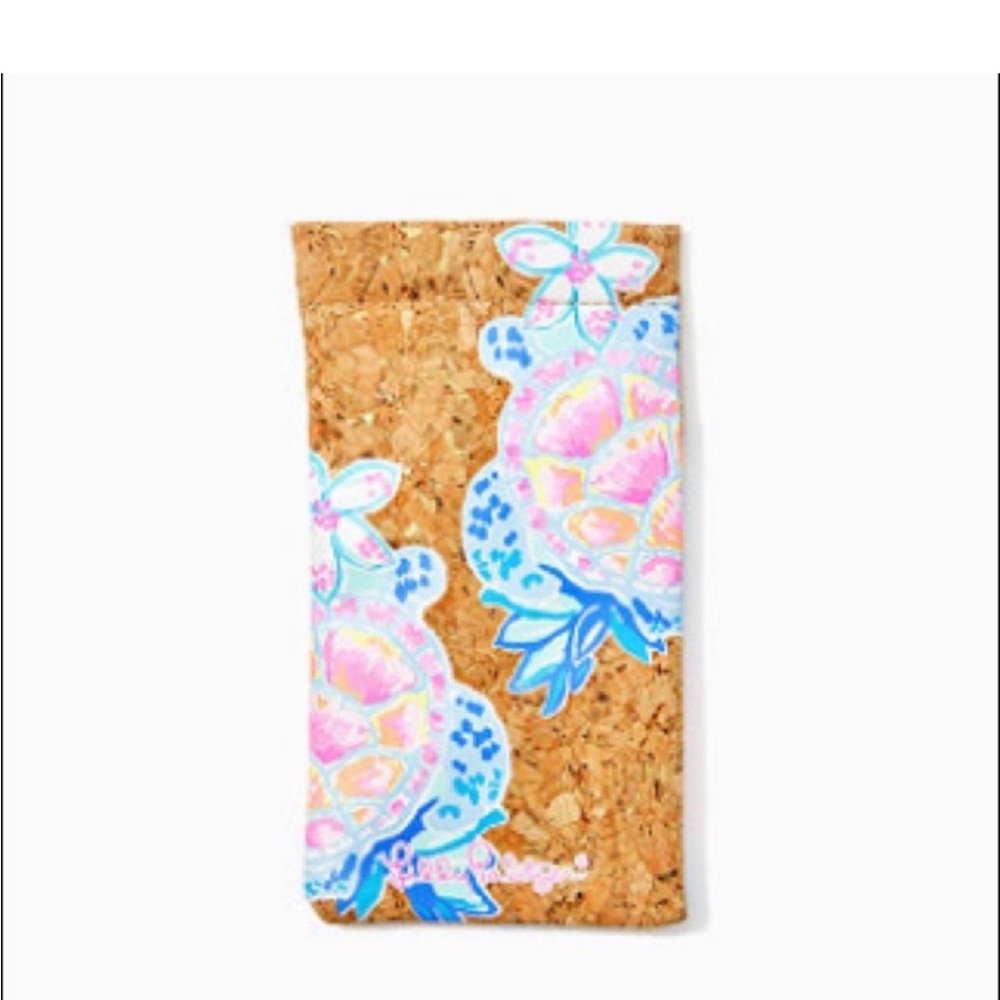 NWOT Lilly Pulitzer sun glasses case rainforest retreat